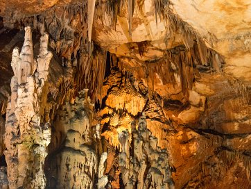 Vranjača Cave