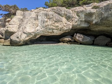 Cala Mitjana